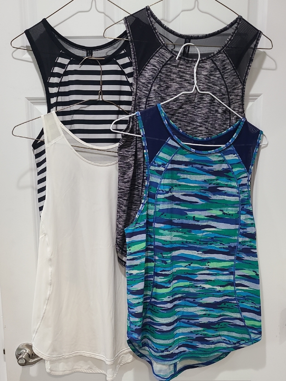 Lot 4 Lululemon Sleeveless Sculpt Training Tank Tops Blue Green Black White Sz 6